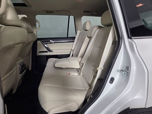 Used 2023 Lexus GX 460 Premium w/ Premium Package AWD/4WD image 24