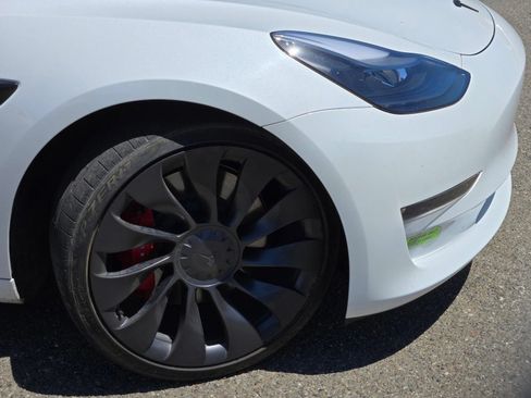 Used 2023 Tesla Model 3 Performance AWD/4WD image 9