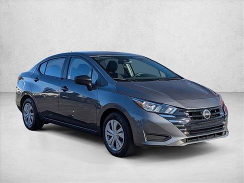 Used 2024 Nissan Versa S image 3