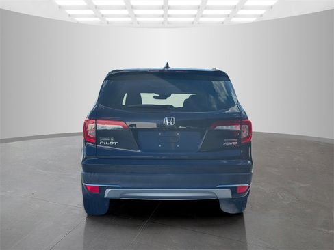 Used 2021 Honda Pilot Touring image 5