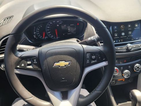 Used 2018 Chevrolet Trax LT w/ Redline Edition FWD image 20