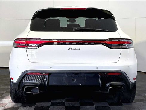 Used 2024 Porsche Macan AWD/4WD image 6