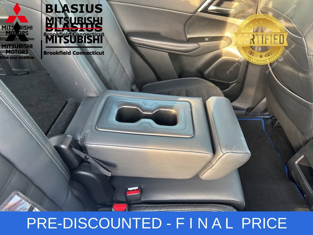 Used 2023 Mitsubishi Outlander 4WD Plug-In Hybrid image 38