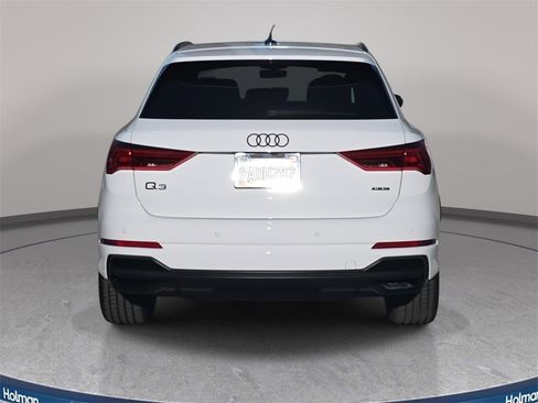 Used 2022 Audi Q3 2.0T Premium Plus w/ Premium Plus Package image 4