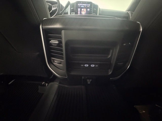 New 2027 RAM 3500 Big Horn AWD/4WD image 26