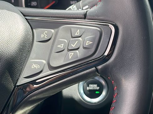 Used 2022 Chevrolet Equinox RS FWD image 18