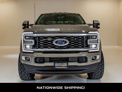 Used 2026 Ford F450 Platinum AWD/4WD image 4