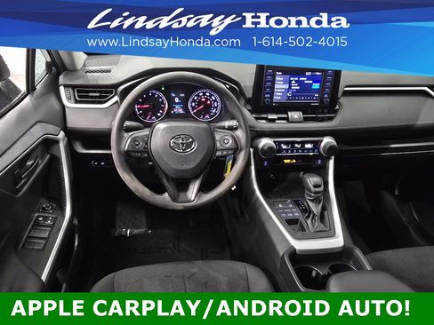 Used 2021 Toyota RAV4 LE image 12