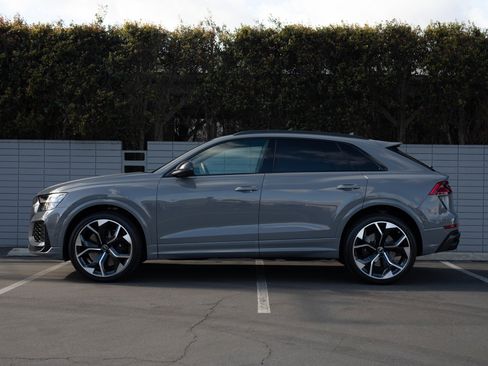 Used 2023 Audi RS Q8 AWD/4WD image 22