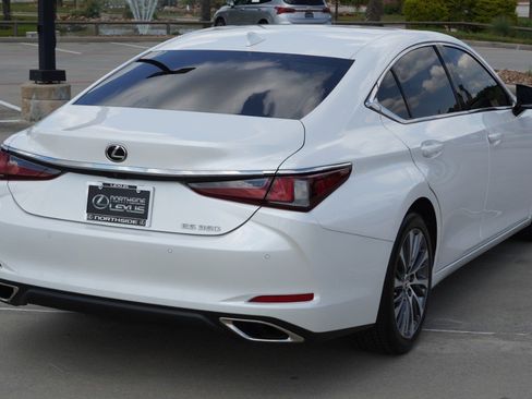 Used 2019 Lexus ES 350 w/ Premium Package image 6