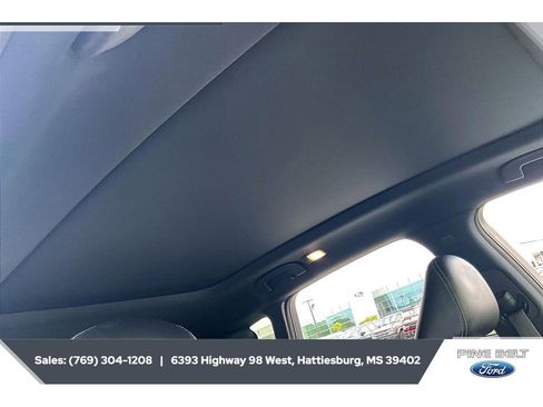 Used 2021 INFINITI QX50 Luxe w/ Appearance Package FWD image 16