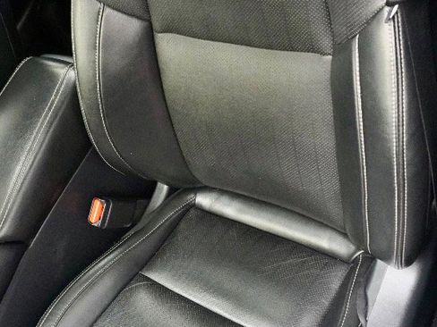 Used 2017 Nissan Maxima 3.5 SL FWD image 3