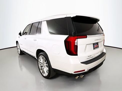 Used 2025 GMC Yukon Denali w/ Denali Reserve Package AWD/4WD image 7