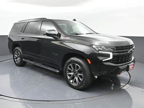 Used 2021 Chevrolet Tahoe Z71 AWD/4WD image 2