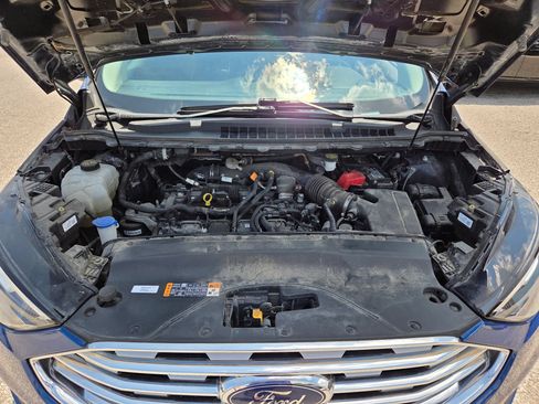 Used 2020 Ford Edge SE FWD image 26