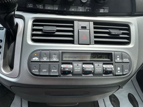 Used 2010 Honda Odyssey EX-L image 22