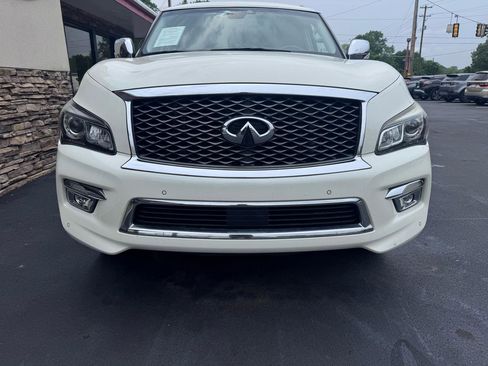 Used 2017 INFINITI QX80 Signature Edition RWD image 8
