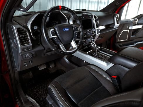 Used 2019 Ford F150 Raptor w/ Equipment Group 802A Luxury AWD/4WD image 10