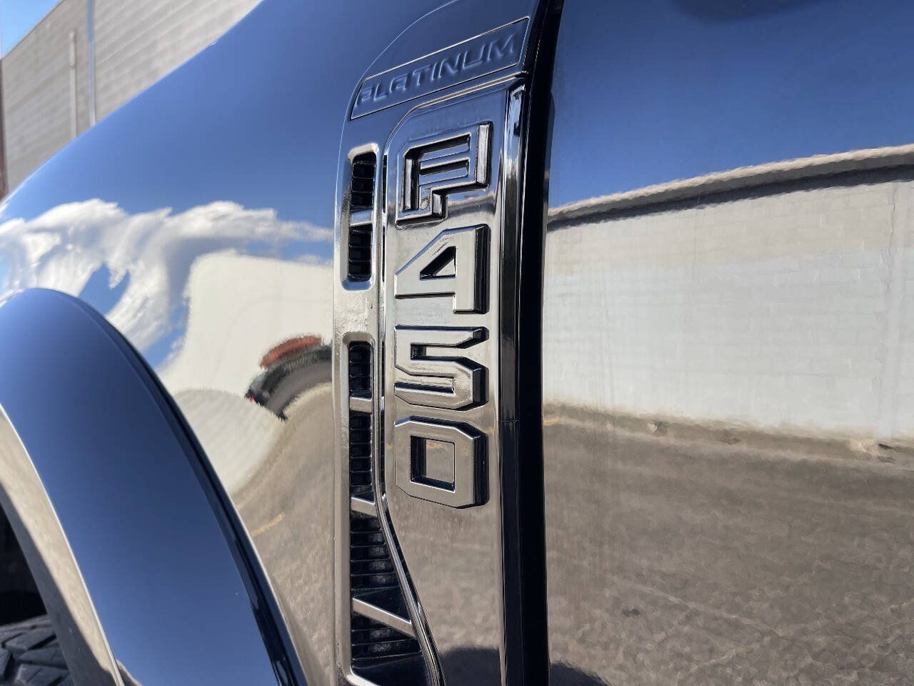 Used 2024 Ford F450 Platinum AWD/4WD image 33