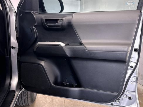 Used 2021 Toyota Tacoma SR5 RWD image 24