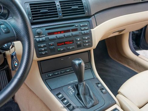 Used 2006 BMW 330Ci Convertible image 28