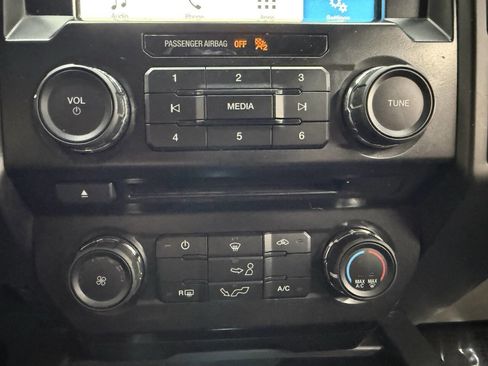 Used 2017 Ford F150 XL w/ Equipment Group 101A Mid AWD/4WD image 30