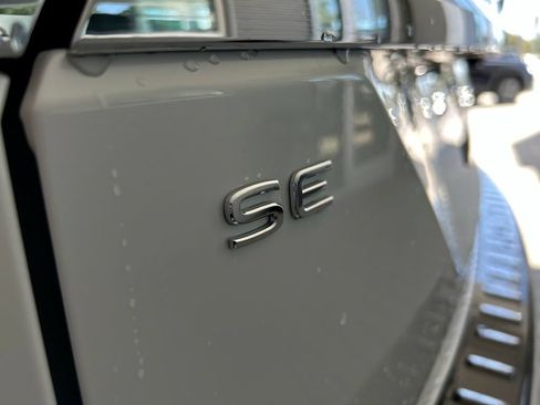 New 2026 Volkswagen Atlas SE FWD image 47