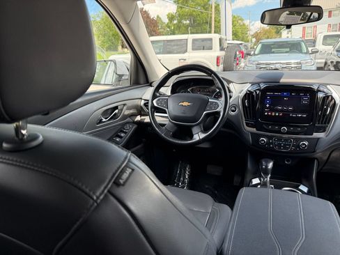 Used 2021 Chevrolet Traverse LT w/ LPO, Cargo Package AWD/4WD image 28
