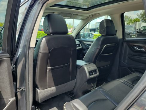 Used 2019 GMC Terrain Denali w/ Advanced Safety Package FWD image 16