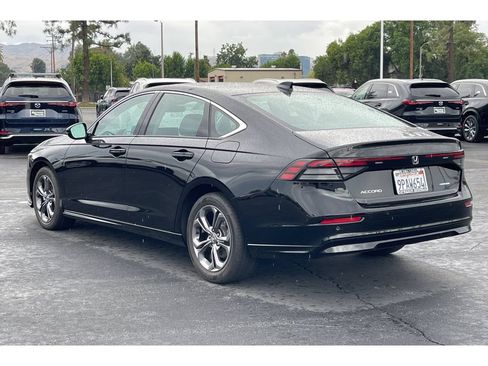 Used 2024 Honda Accord EX-L image 3