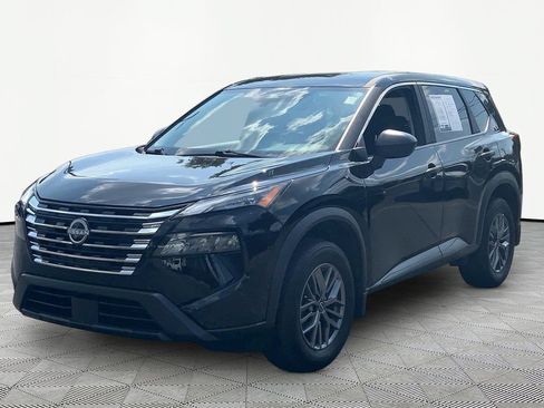 Certified 2026 Nissan Rogue S FWD image 3