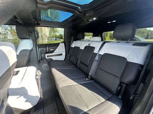 Used 2024 GMC Hummer EV 3X w/ Omega Edition AWD/4WD image 23