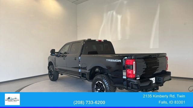 Used 2025 Ford F350 Platinum w/ Tremor Off-Road Package AWD/4WD image 5