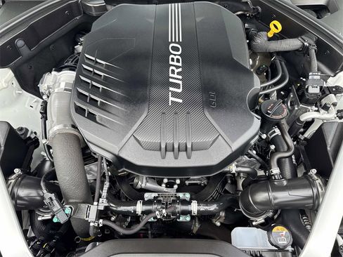 Used 2025 Genesis G70 3.3T Advanced w/ Sport Prestige Package image 21