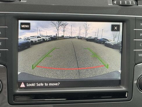 Used 2017 Volkswagen Golf Alltrack SEL image 33