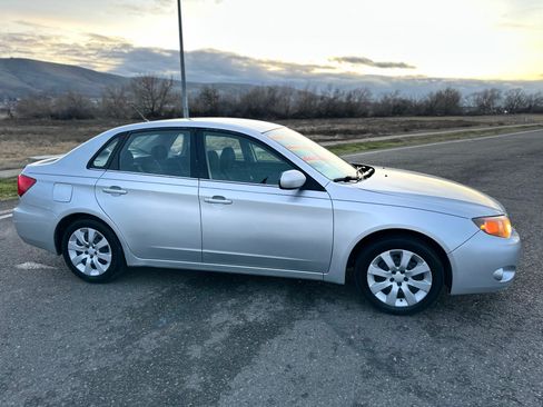 Used 2010 Subaru Impreza 2.5i AWD/4WD image 5