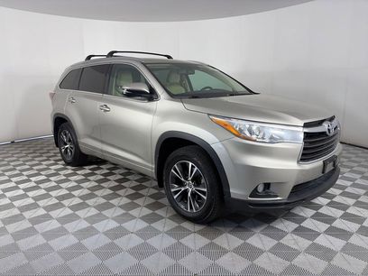 Used 2016 Toyota Highlander XLE