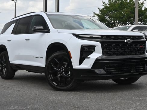 New 2026 Chevrolet Traverse RS AWD/4WD image 2