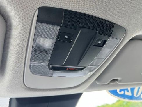 Used 2023 Kia Seltos LX AWD/4WD image 36
