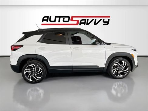 Used 2024 Chevrolet TrailBlazer RS w/ Convenience Package image 8