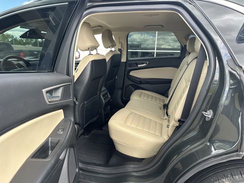 Used 2022 Ford Edge SEL w/ Convenience Package AWD/4WD image 7