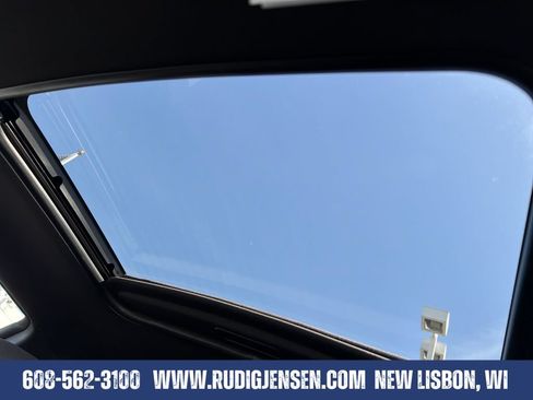 Used 2018 Chevrolet Camaro SS RWD image 21