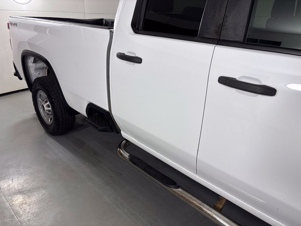 Used 2021 Chevrolet Silverado 2500 W/T w/ WT Convenience Package AWD/4WD image 15
