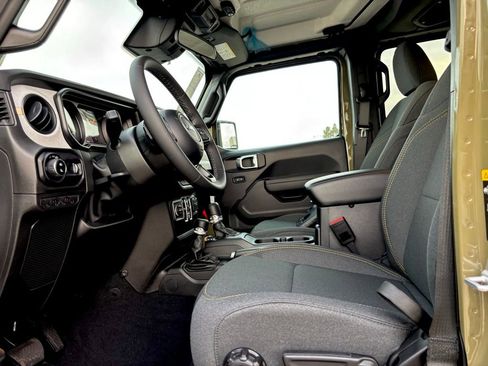 New 2026 Jeep Gladiator Sport image 11