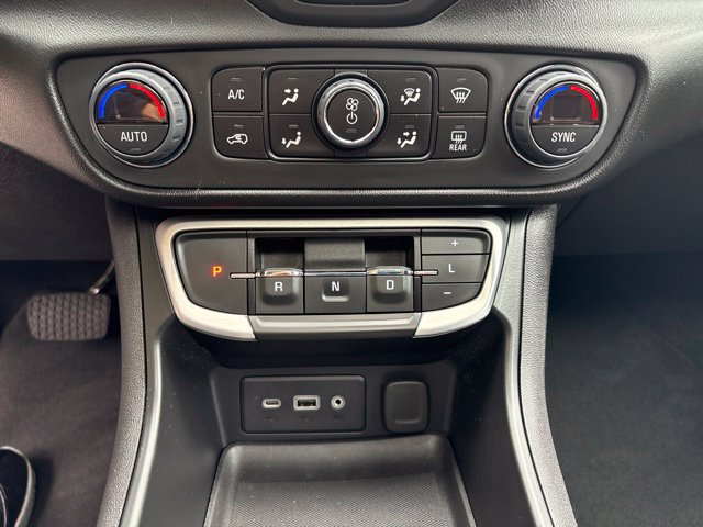 Used 2023 GMC Terrain SLE w/ Driver Convenience Package AWD/4WD image 23
