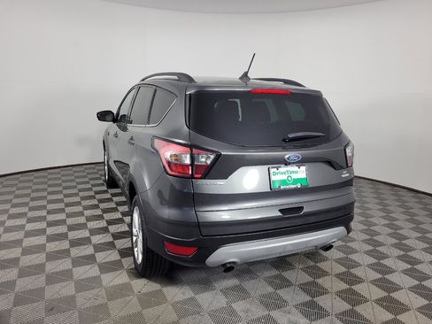 Used 2018 Ford Escape SE w/ SE Sync 3 Package FWD image 5