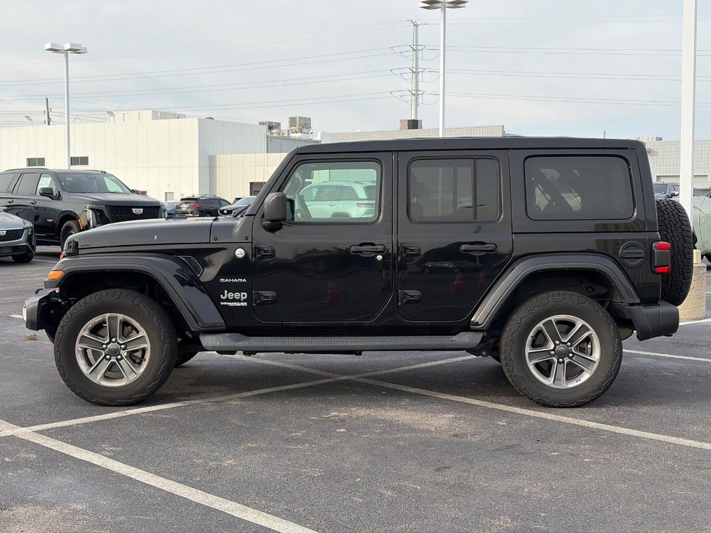 Used 2020 Jeep Wrangler Unlimited Sahara AWD/4WD image 4