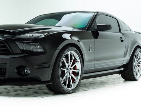 Used 2013 Ford Mustang Shelby GT500 image 9