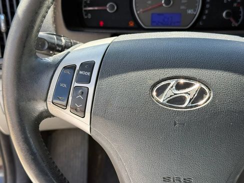 Used 2009 Hyundai Elantra SE FWD image 15