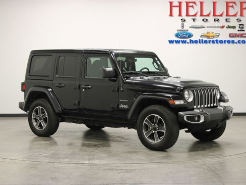 Used 2023 Jeep Wrangler Unlimited Sahara AWD/4WD image 1